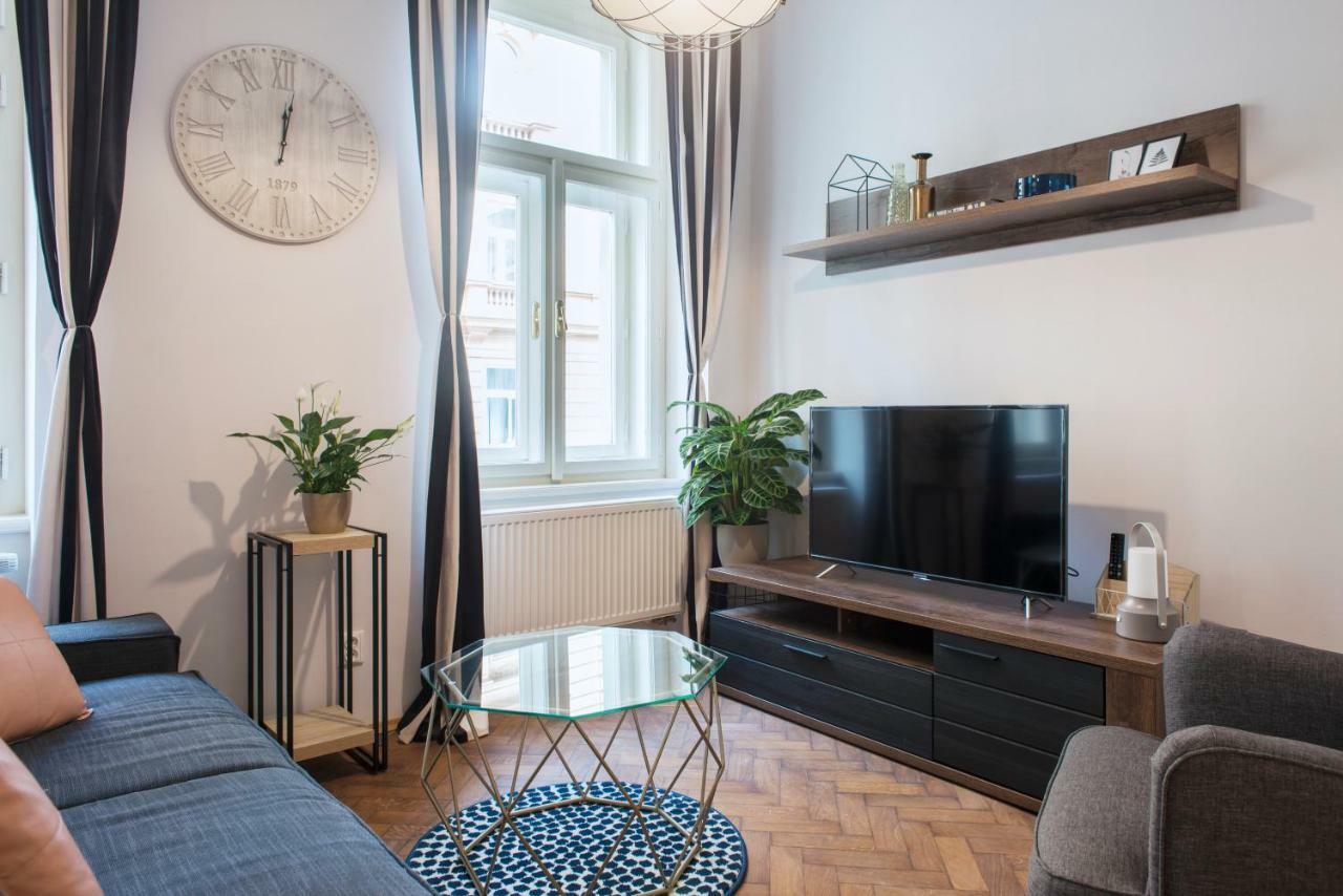 Apartamento Kent Ridge Loft Praga