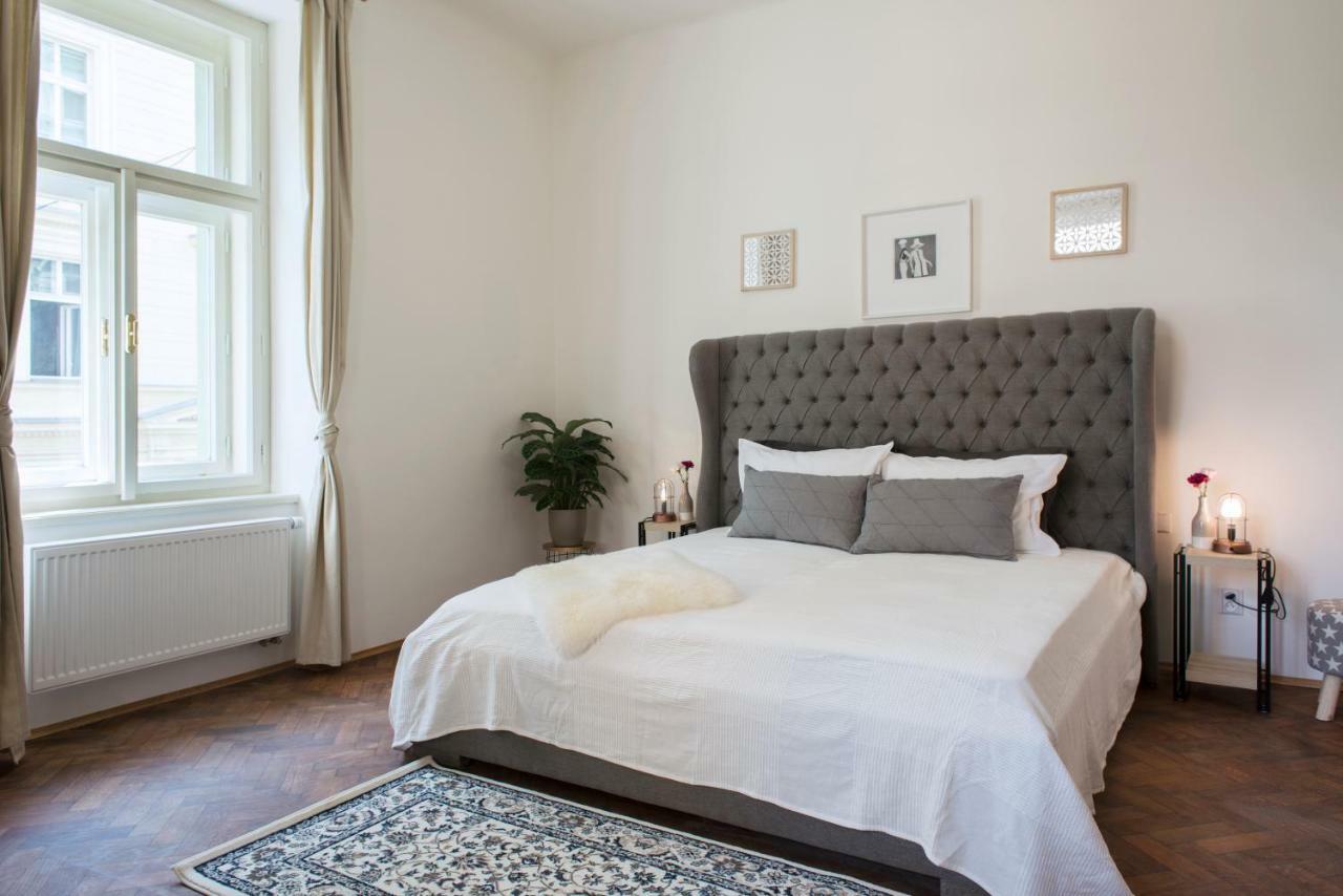 Apartamento Kent Ridge Loft Praga